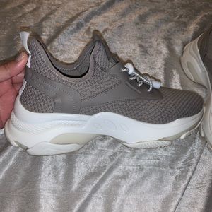 Steve madden sneakers